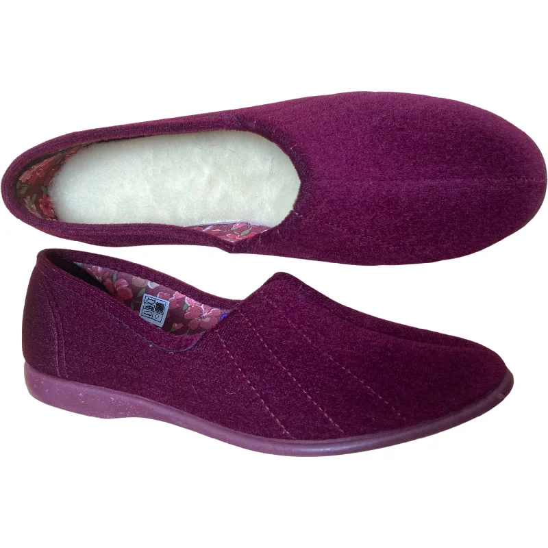 Charlotte Burgundy Fleece Slippers