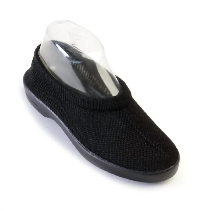 Sec V Women's Slippers In Black